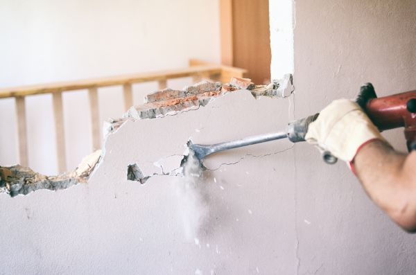 Concrete Wall Removal in Edison