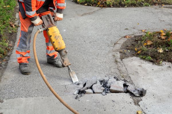 Concrete Sidewalk Removal in Edison